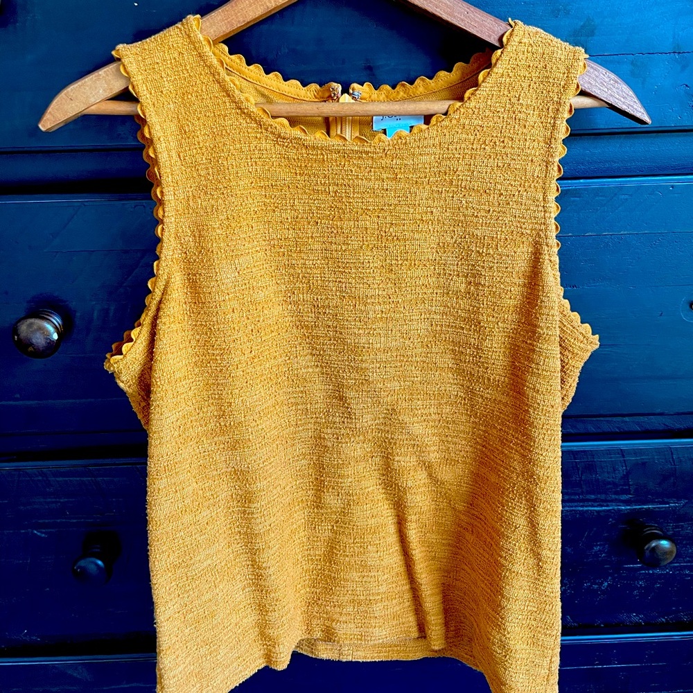 J CREW Burnt Orange Sleeveless Top, Scalloped Trim, Textured. Back Zip,Woman’s:S
